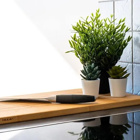 Seafront With Parking And Self Check-in! Lägenhet