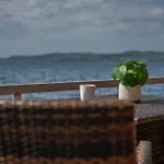 Lejlighed Seafront With Parking And Self Check-in!