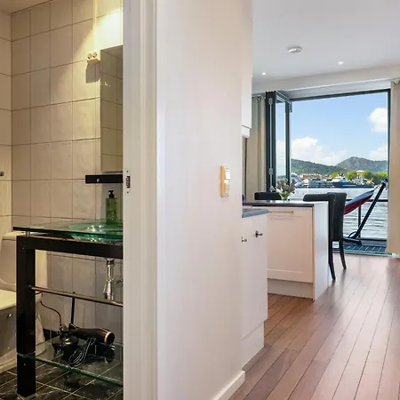 Seafront With Parking And Self Check-in! Apartament Bergen